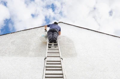 Peinture extérieure à Saint-Clair-sur-l'Elle — façades et ravalement